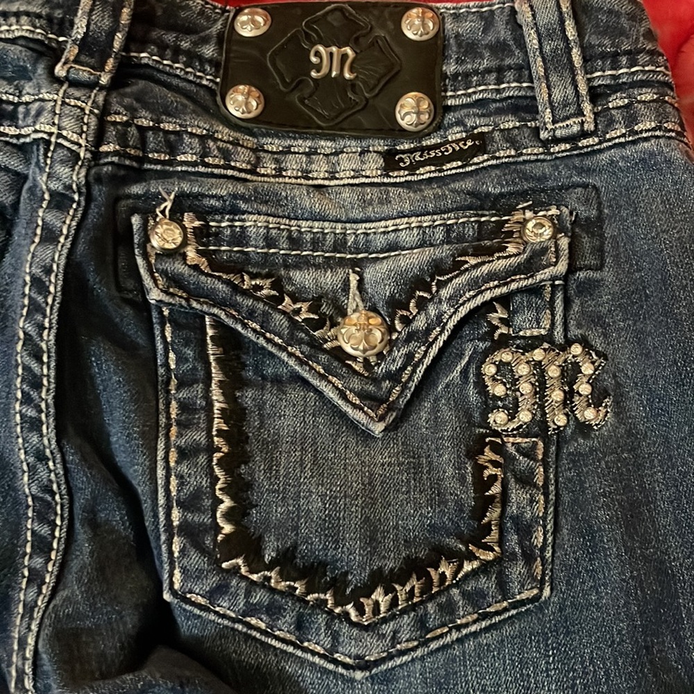 Jeans - Picture 7 of 10